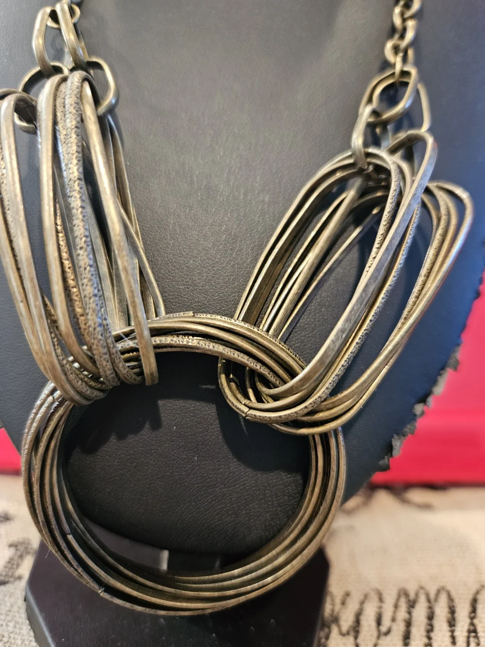 Vintage-Inspired Gold Statement Loop Necklace - Women Jewelry